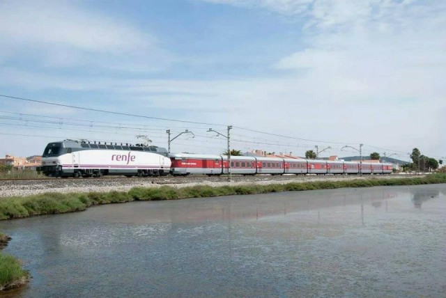 Tren Tarraco Talgo