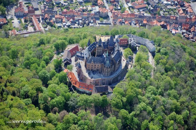 5.1.1-1 luftbild_schloss_wernigerode_003