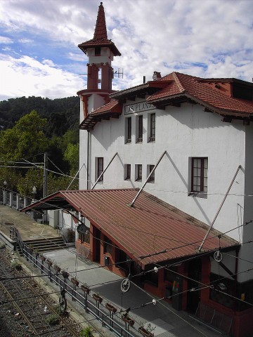 Visita a l'estació de Les Planes i Vallvidrera Superior.