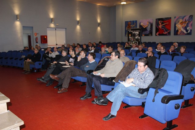 Aspecte de la sala abans d'iniciar-se l'Assemblea