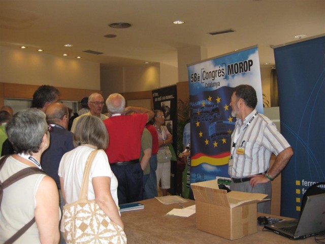 Recepció de congressistes a l'Hotel NH