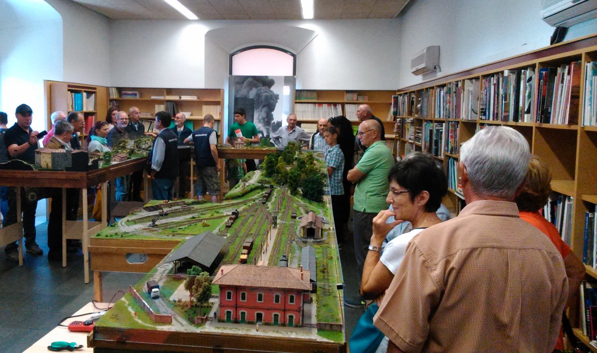 Fira St Lluc Olot 1 - trenolot 20141019