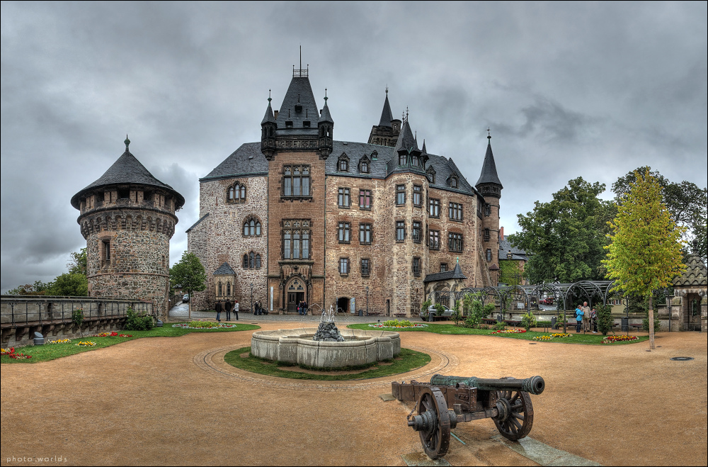 5.1.1-3  schloss-wernigerode-42f0ec13-6f5f-4dd0-86b8-e7d6cc7c8f91