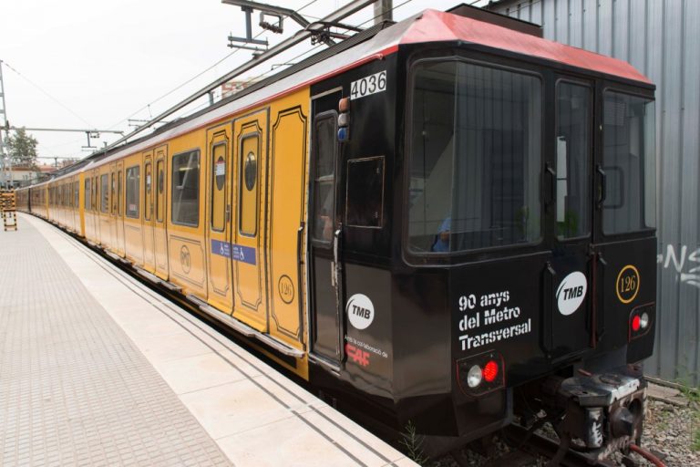 4000 Metro Transversal vinil