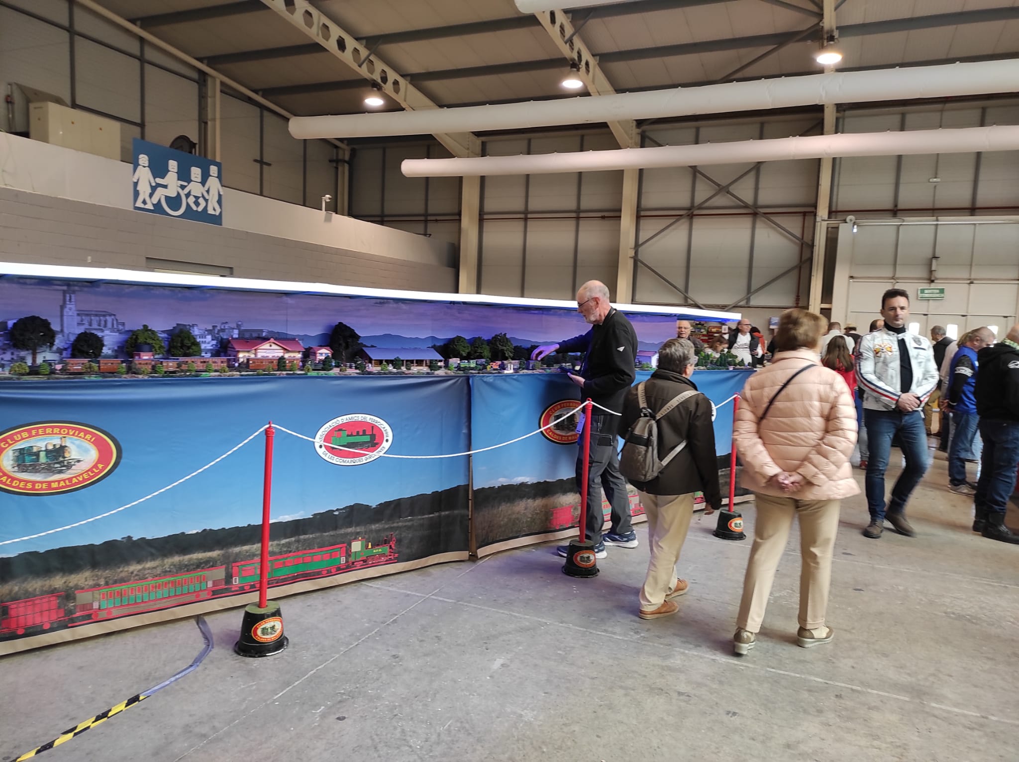 mini expo tren 2022 (1)