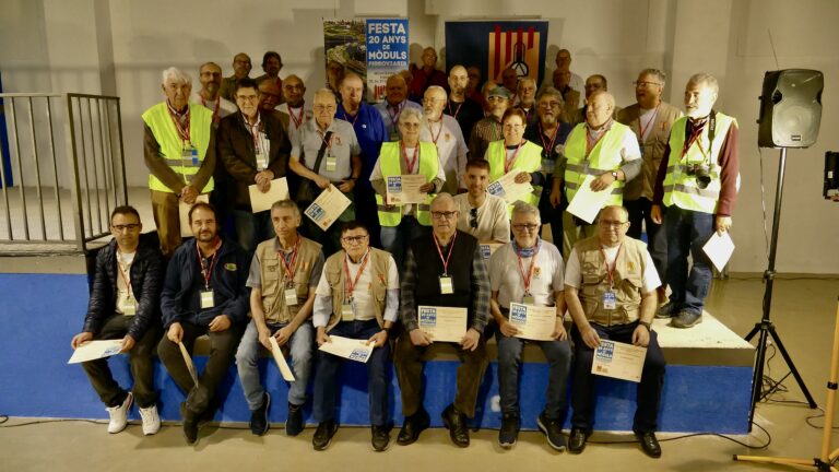 Foto grup 20 anys mòduls
