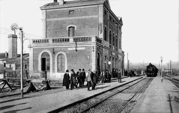 estacio-de-franca-tren-antiga-1920-jpg