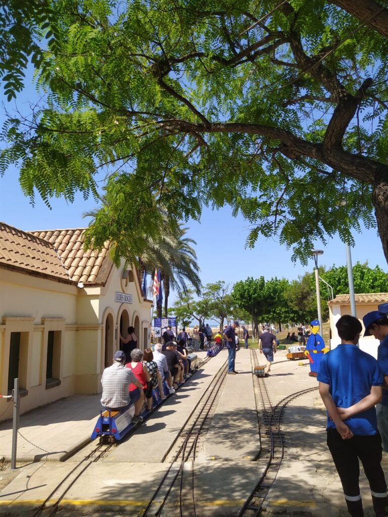 dbf0542f-45da-4483-ad6d-f2456c8e1f81