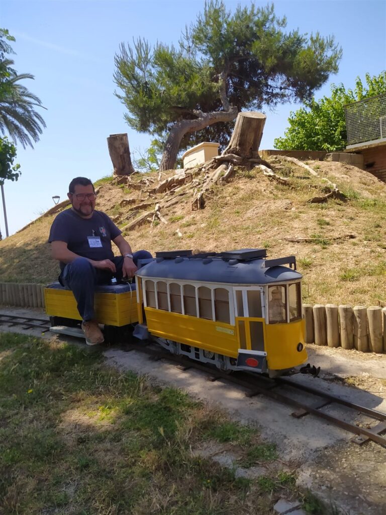 e0418d79-0405-4395-8d9f-59240881d321