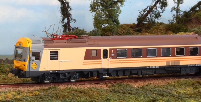 Electrotren 444.500